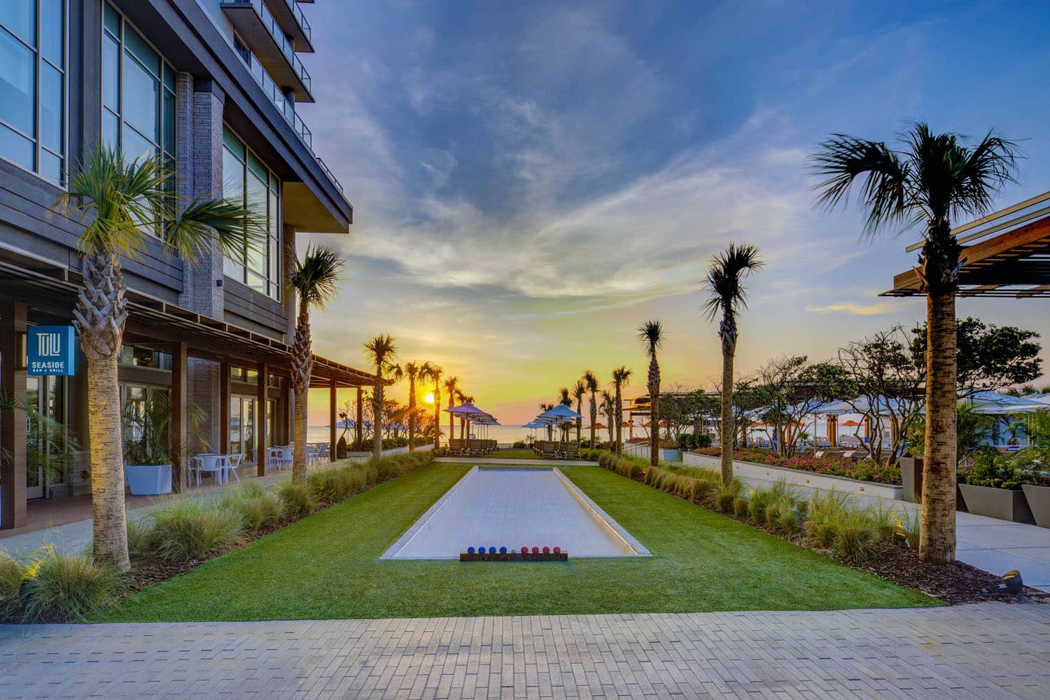 Sunset outside the Marriott Virginia Beach Oceanfront Resort